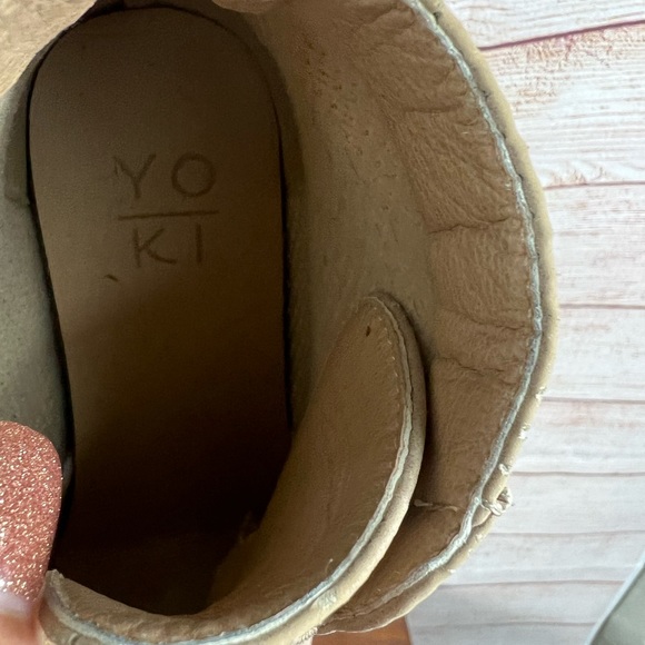 Yoki Tan Hightop Boots - Picture 4 of 4
